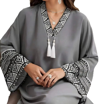 Ladies' casual and elegant Middle Eastern Muslim robe, solid color tassel detail dress, long skirt